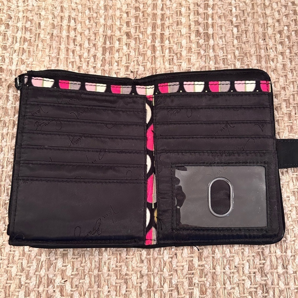 Vera Bradley Pushlock Wallet Bifold Wallet in Classic Quilted Black Zip Pocket - Picture 3 of 9